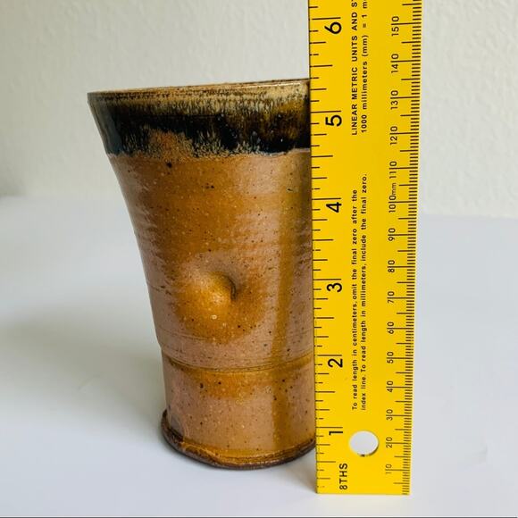 Vintage Studio Art Pottery Thumb Cup - Picture 7 of 8